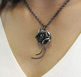 ローズネックレス